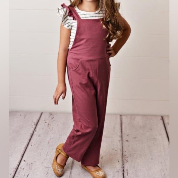 Presley Couture Other - Presley Couture Mauve Ruffle Overalls Size 3T/4T
